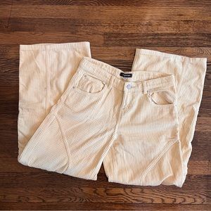 urban outfitters yellow corduroy baggy jeans!